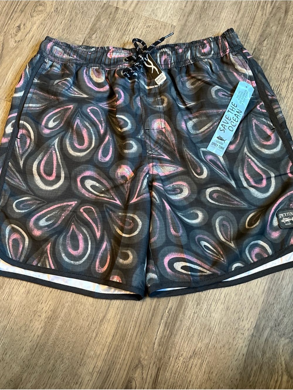 Mens Spicy Tuna swim trunks S